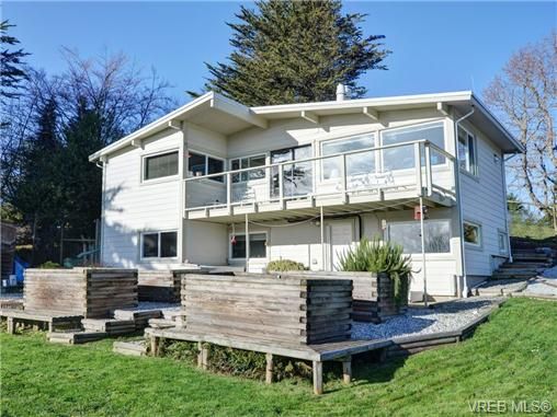 I have sold a property at 3926 Olympic View Dr in VICTORIA
